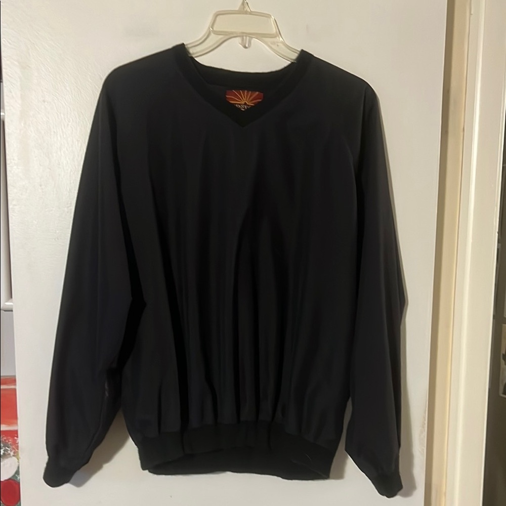 Restore black v-neck windbreaker. Fully lined. Front pockets.